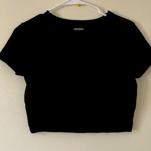 Medium Crop top 🖤